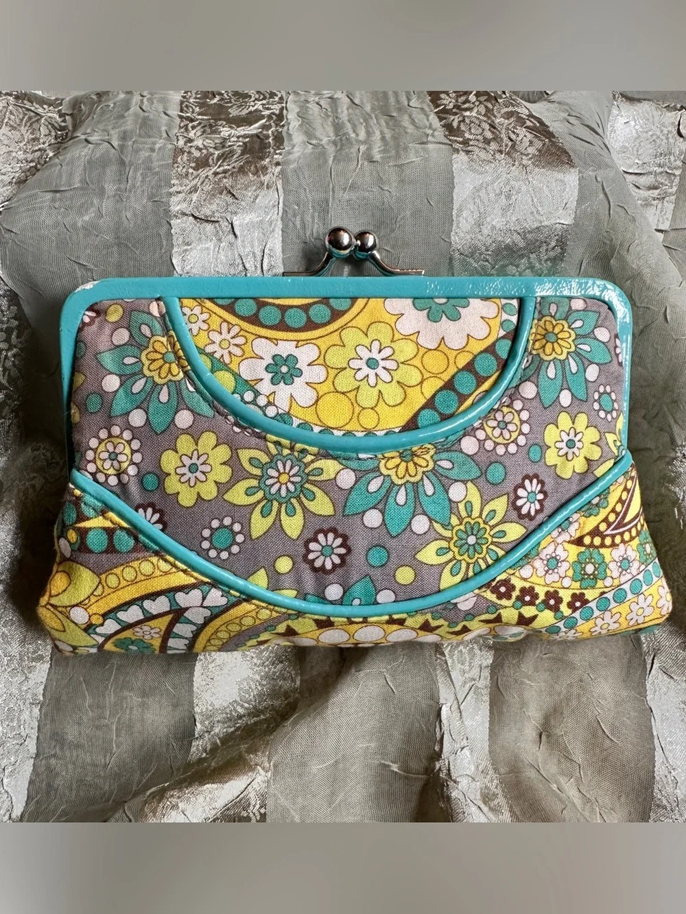 Vera Bradley stylish floral
